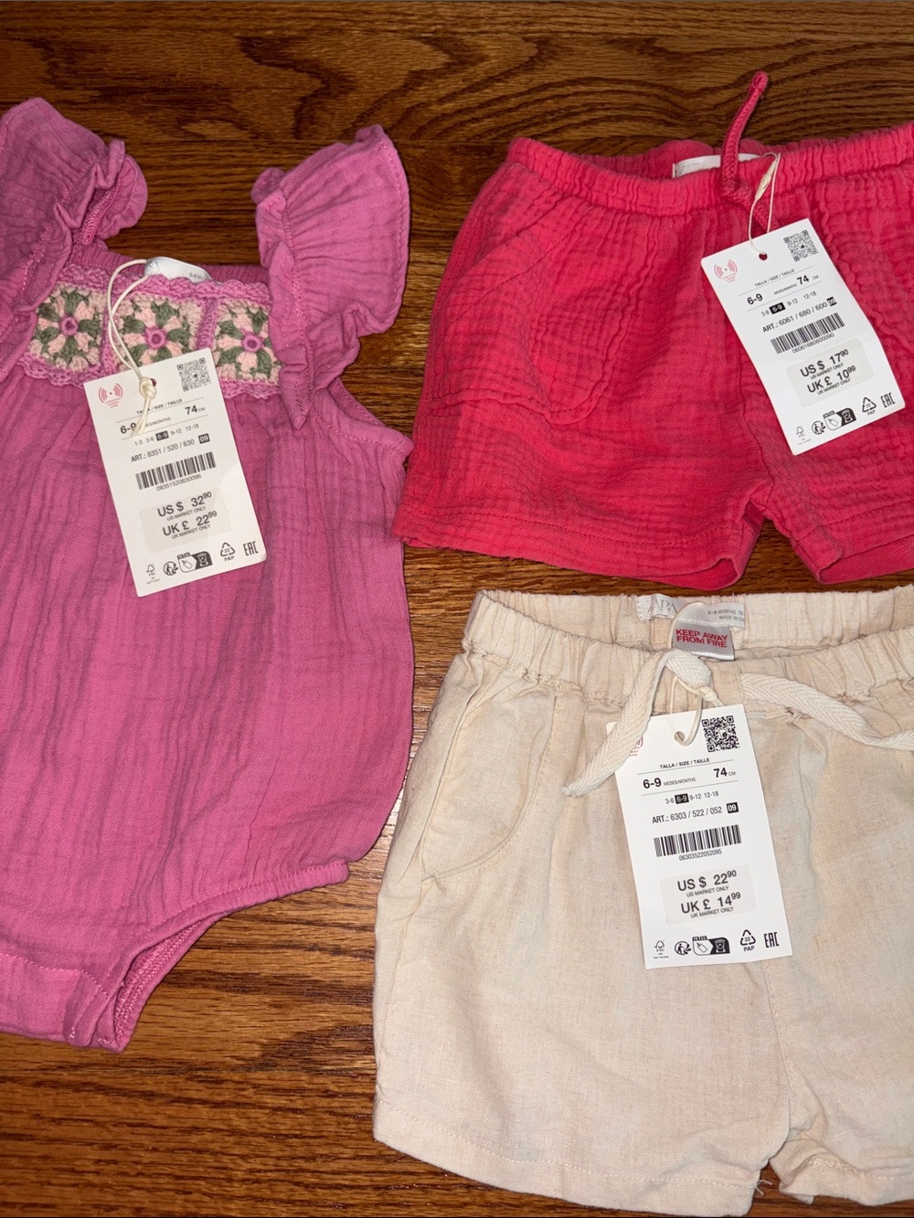 Zara - 6-9 Mon. - linen baby Girl bundle - ruffled romper, two pairs of shorts